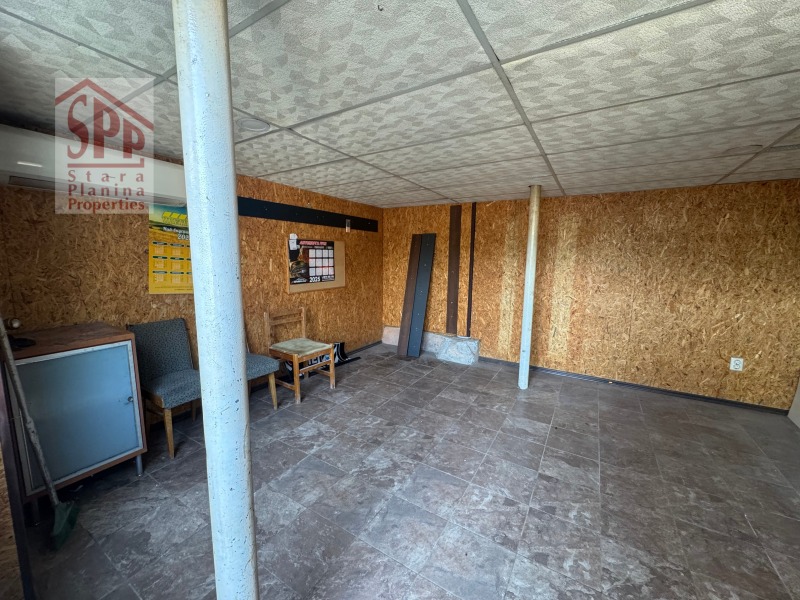 Kiadó  Ipari épület Ruse , v.z. Kaseva Csesma , 270 négyzetméter | 53684751 - kép [15]