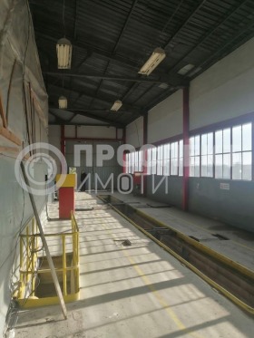 Промишлени помещения под наем в област Пловдив, с. Труд - изображение 2 