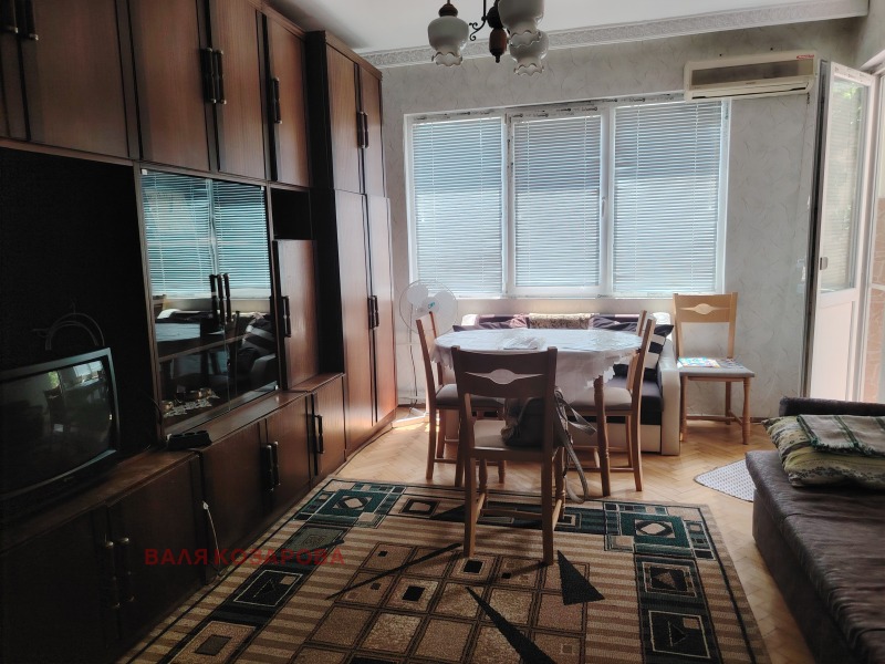 En renta  Estudio Pleven , Idealen tsentar , 55 metros cuadrados | 15904435