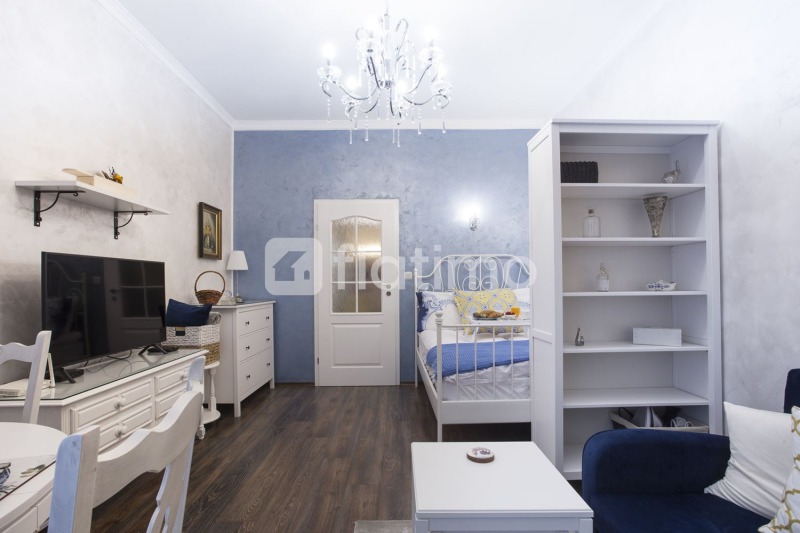 Te huur  Studio Sofia , Tsentar , 41 m² | 89364516 - afbeelding [3]