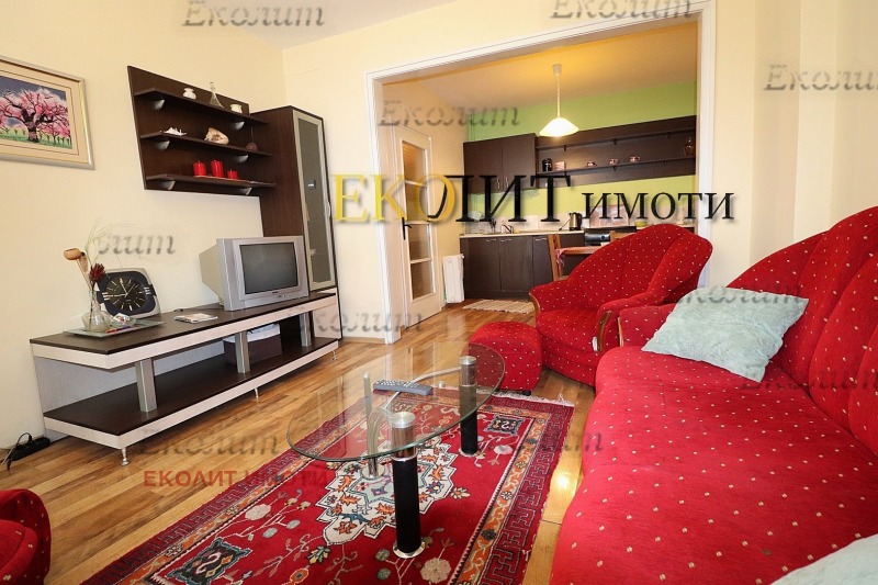 Vuokrattavana  1 makuuhuone Sofia , Tsentar , 71 neliömetriä | 28766891 - kuva [2]