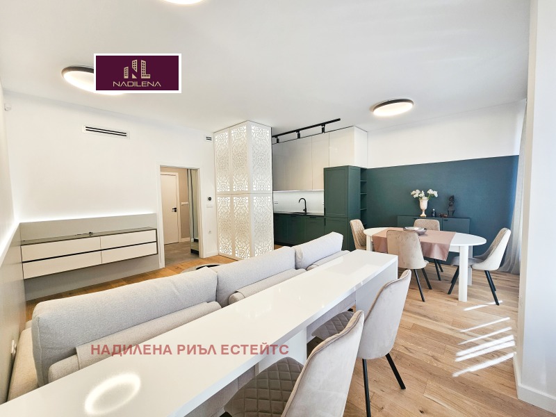 Do wynajęcia  3 sypialnie Sofia , Centar , 151 mkw | 50058631 - obraz [2]