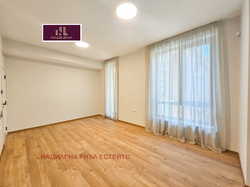 Do wynajęcia  3 sypialnie Sofia , Centar , 151 mkw | 50058631 - obraz [13]