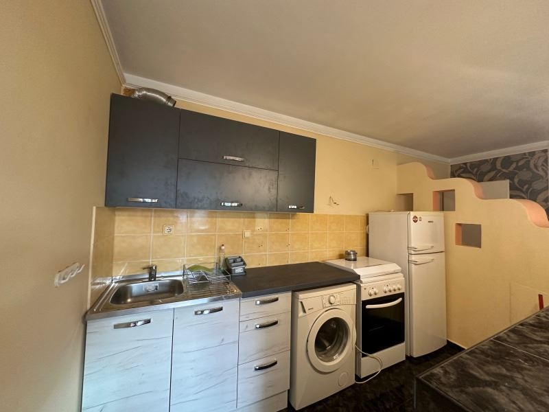 Zu vermieten  1 Schlafzimmer Sofia , Borowo , 50 qm | 55937407 - Bild [2]