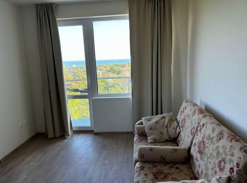 Zu vermieten  1 Schlafzimmer Warna , m-t Alen mak , 60 qm | 34814712 - Bild [6]