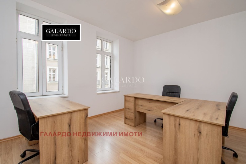 Дава под наем ОФИС, гр. София, Център, снимка 2 - Офиси - 52388436