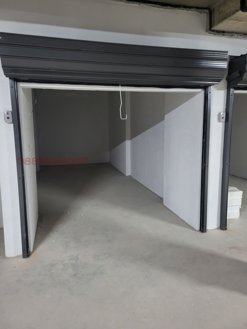 Дава под наем ГАРАЖ, ПАРКОМЯСТО, гр. Велико Търново, Акация