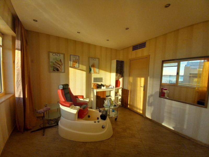 Дава под наем БИЗНЕС ИМОТ, гр. Поморие, област Бургас, снимка 5 - Други - 52848274