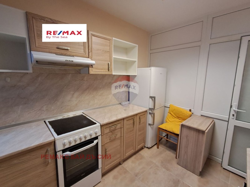 Дава под наем 2-СТАЕН, гр. Варна, Спортна зала, снимка 3 - Апартаменти - 53018100