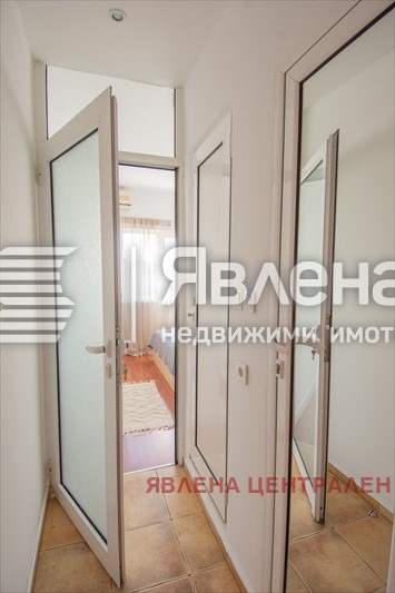 Дава под наем 2-СТАЕН, гр. София, Света Троица, снимка 10 - Апартаменти - 53892492