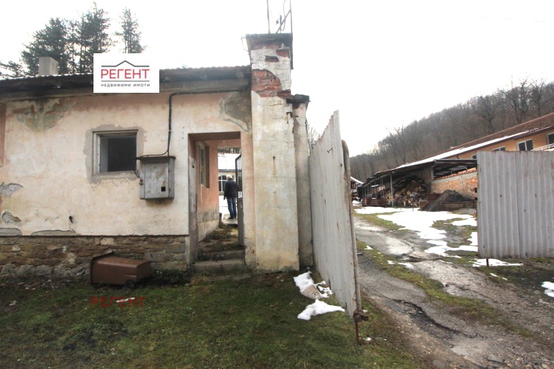 Til leje  Industribygning Gabrovo , Hadzhitsonev most , 180 kvm | 99085923