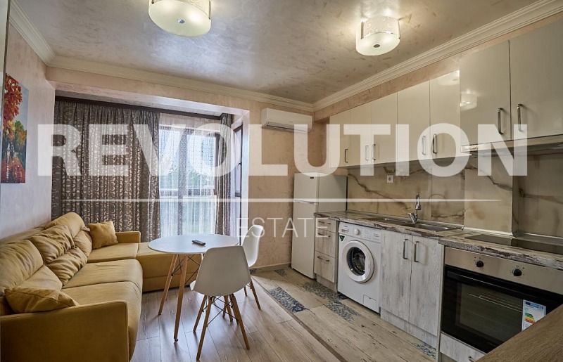 Da affittare  Studio Plovdiv , Hristo Smirnenski , 40 mq | 88864770 - Immagine [2]